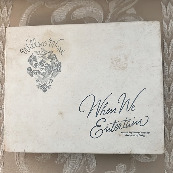 Willow Ware “When We Entertain” Styled by Freund-Mayer, Designed by Gaby - Picture 6 of 7